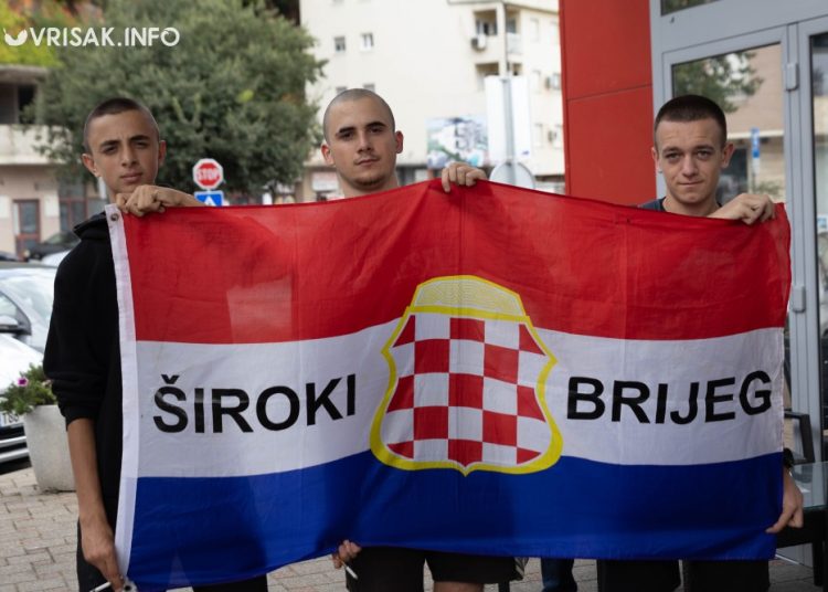 Autobusi iz Širokog Brijega krenuli na Thompsonov koncert u Sinj