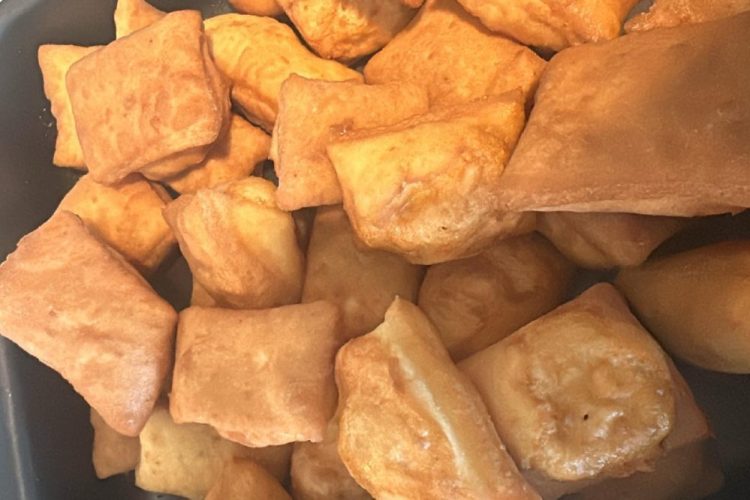 U tijesto za uštipke i peksimete dodajte ovaj sastojak: Neće upiti ni kap ulja