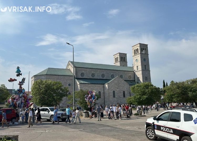 Široki Brijeg na blagdan Velike Gospe ispunjen hodočasnicima