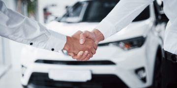 Zašto je bolje kupiti rabljeni automobil u provjerenoj auto kući nego kod privatne osobe?