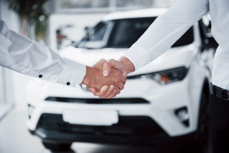 Zašto je bolje kupiti rabljeni automobil u provjerenoj auto kući nego kod privatne osobe?