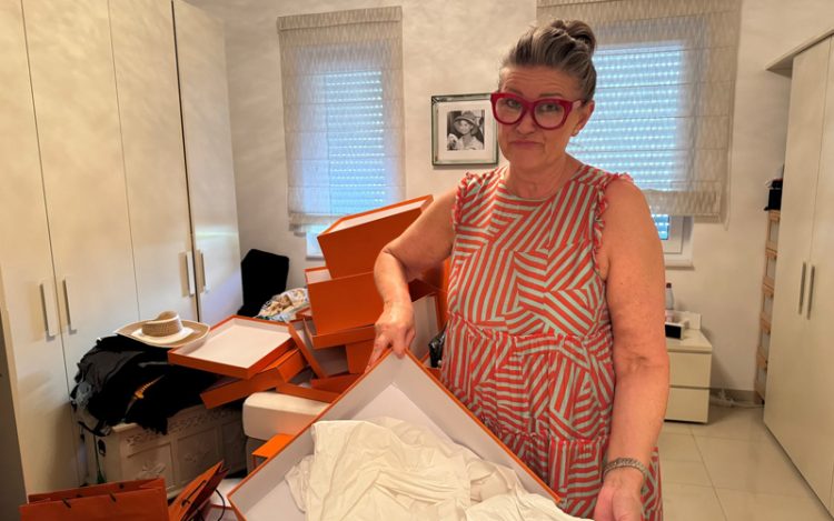 Ženi iz BiH ukradene 38 Hermès torbi i Rolex satovi