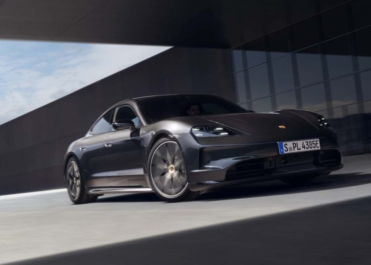 Porsche u problemima, pada im prodaja