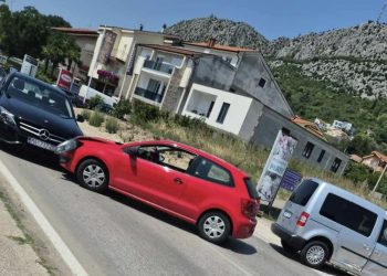 Prometna nezgoda u Ljubuškom: Sudar tri vozila, bez ozlijeđenih