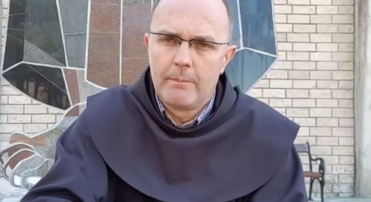 Fra Mario Knezović o pokušaju radikalnog skupa u Širokom Brijegu: “Pravi muslimani razumiju situaciju”