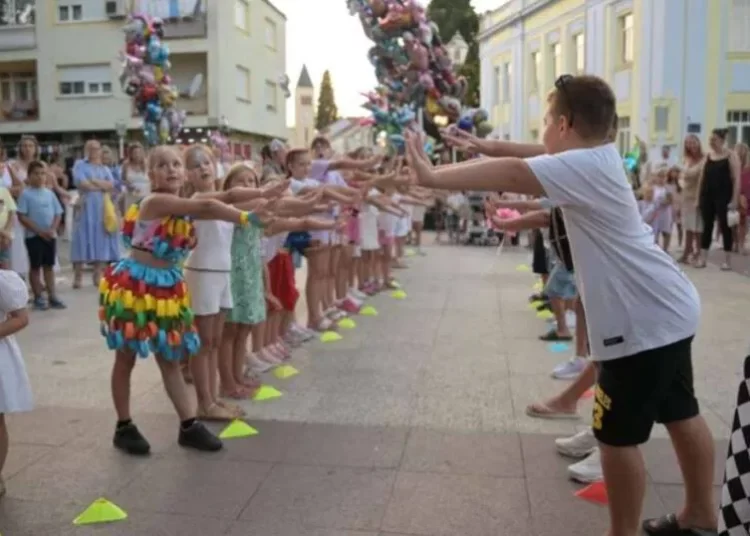 Čapljinski međunarodni ljetni karneval: Tradicija i nove maske