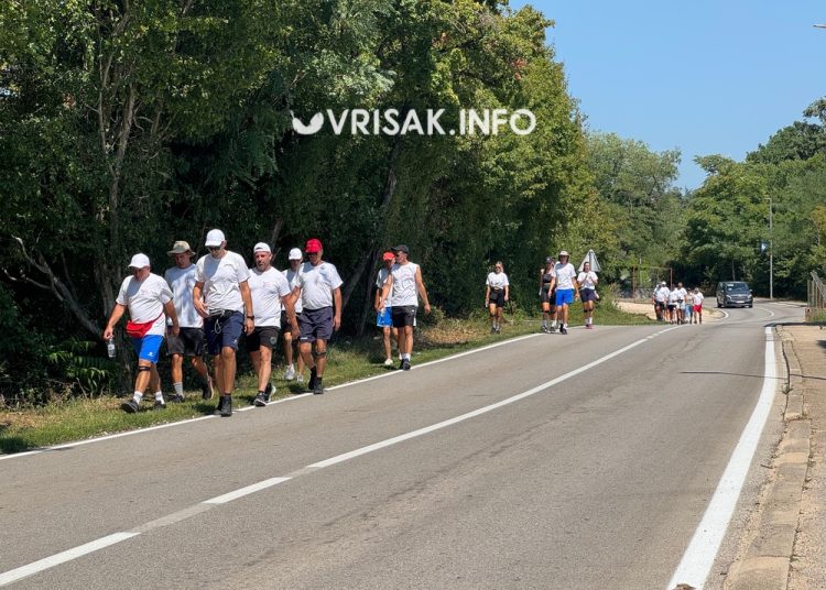 Široki Brijeg: 28 hodočasnika iz Uzarića pješice 113 km do Gospe Sinjske