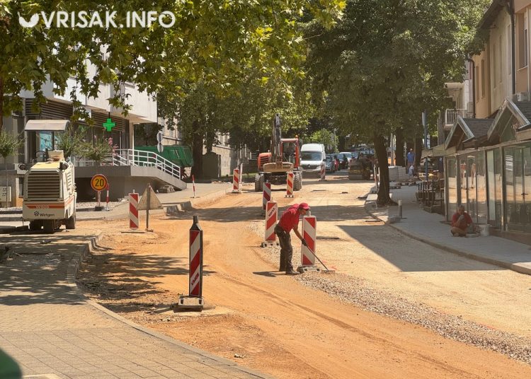 Široki Brijeg: Počelo asfaltiranje u središtu grada
