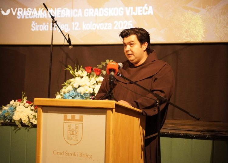 Široki Brijeg: Održana svečana sjednica GV na kojoj su uručena javna priznanja