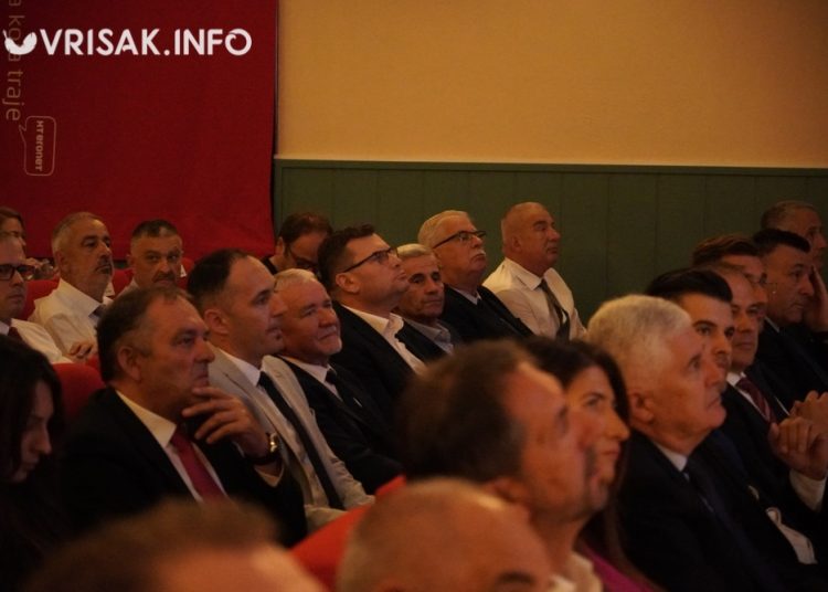 Široki Brijeg: Održana svečana sjednica GV na kojoj su uručena javna priznanja