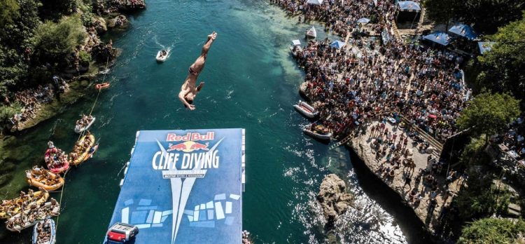 Mostar dočekuje svjetske skakače: Spektakl na Starom mostu