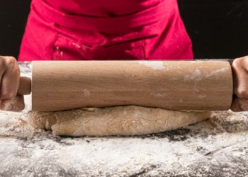 Muškarac optužen za prijetnje i napad u pekarnici u Knešpolju