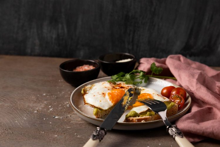 Kuhano jaje ili omlet? Gastroenterolog otkriva što je bolji doručak za sitost i mršavljenje