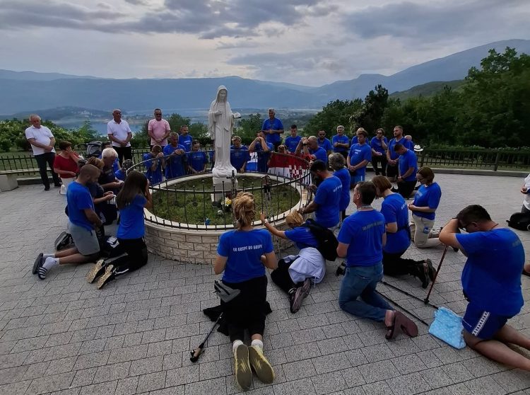 40 hodočasnika iz Hercegovine i Dalmacije stigli iz Međugorja u Ramu