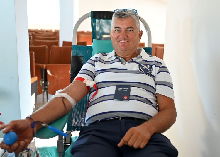 Rekordna akcija darivanja krvi u Uzarićima: Prikupljene 44 doze