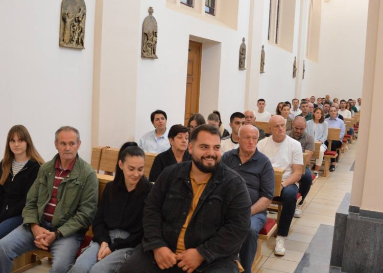 Foto: Župa sv. Male Terezije od Djeteta Isusa - Ledinac