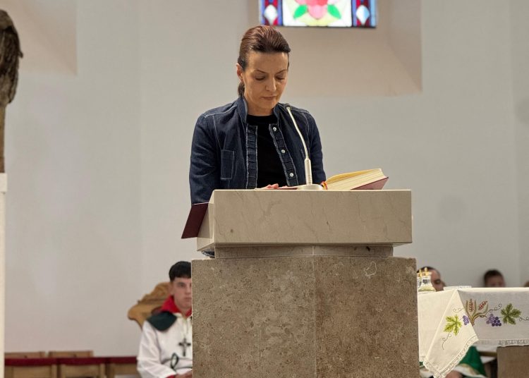Crkva puna vjernika: Sedmi dan devetnice sv. Maloj Tereziji u župi Ledinac