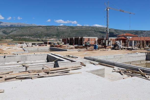 (VIDEO) Mostar dobiva najveći aquapark u Hercegovini: Poznat datum otvaranja
