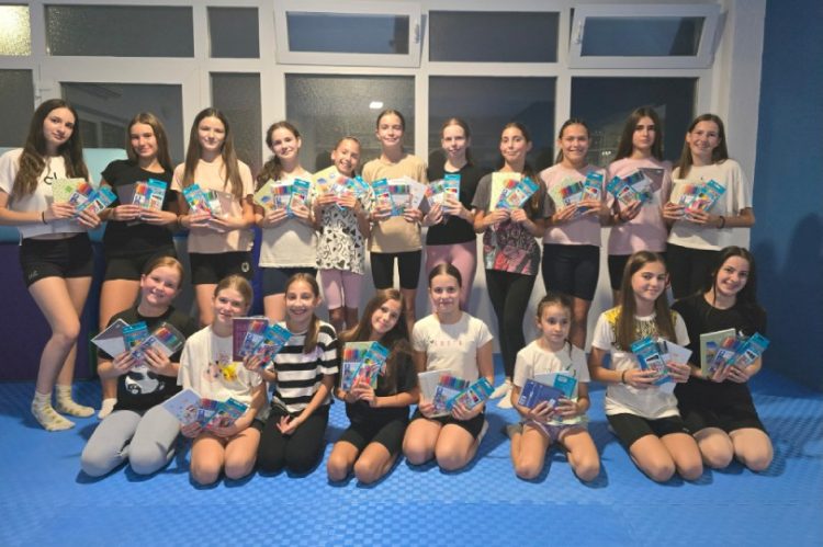 Cheerleading sportašice i sportaši iz ŽZH dobili školski pribor