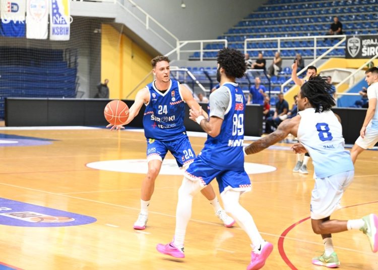 Kazališna čarolija u Širokom Brijegu: „Pouzdani sastanak“ oduševio publiku
