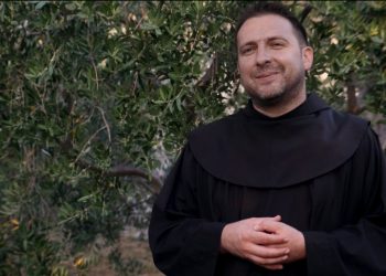 Evo što kaže svećenik na pitanje o ženidbi nakon smrti jednog od supružnika