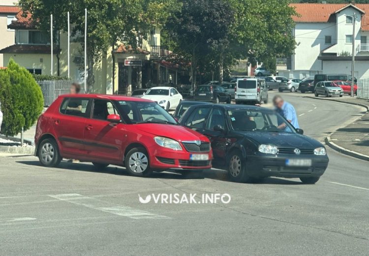 Prometna nezgoda u Širokom Brijegu: Sudarili se Golf i Škoda