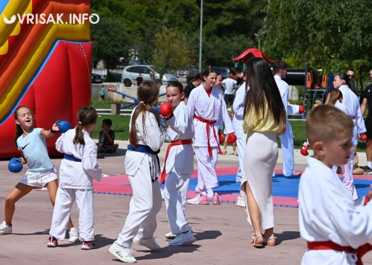 Karate klub Široki Brijeg organizirao veselo druženje s Medom Brundom