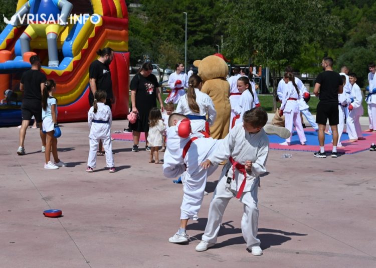 Karate klub Široki Brijeg organizirao veselo druženje s Medom Brundom