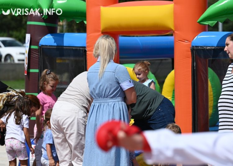 Karate klub Široki Brijeg organizirao veselo druženje s Medom Brundom