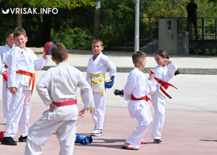 Karate klub Široki Brijeg organizirao veselo druženje s Medom Brundom