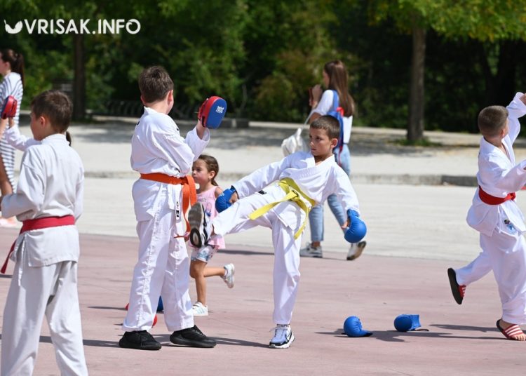 Karate klub Široki Brijeg organizirao veselo druženje s Medom Brundom