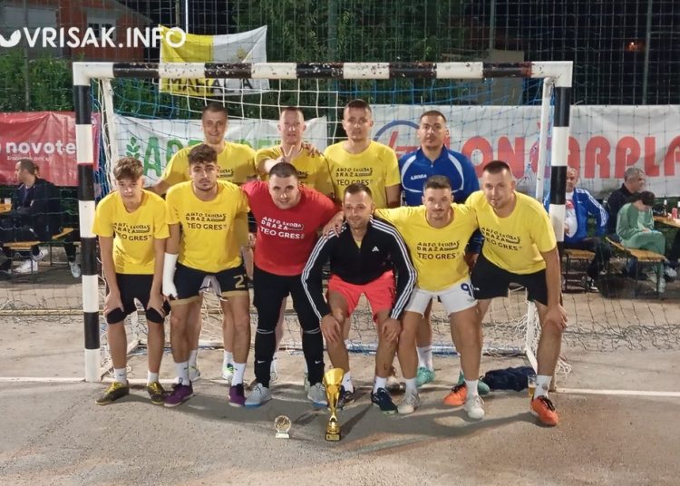 Široki Brijeg: Na fešti u Pripolju okupio se čitav zaseok