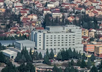 Kliničkim centrima u Federaciji BiH isplaćeno 45 milijuna KM