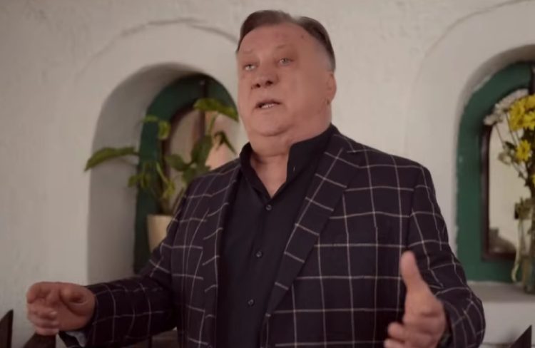 Nove informacije o zdravlju Halida Bešlića: “Svjestan je da je situacija ozbiljna”