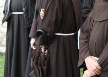 Od Fiće do pršuta: Pročitajte smiješne zgode hercegovačkih fratara u novoj knjizi