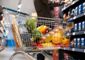 Potrošačka košarica u BiH porasla za više od 300 KM u mjesec dana