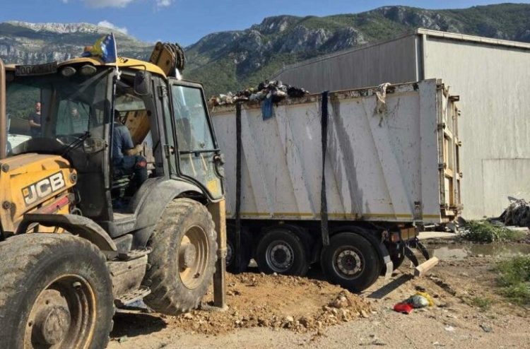 Prvi kamioni s otpadom iz Mostara pristižu u Zenicu