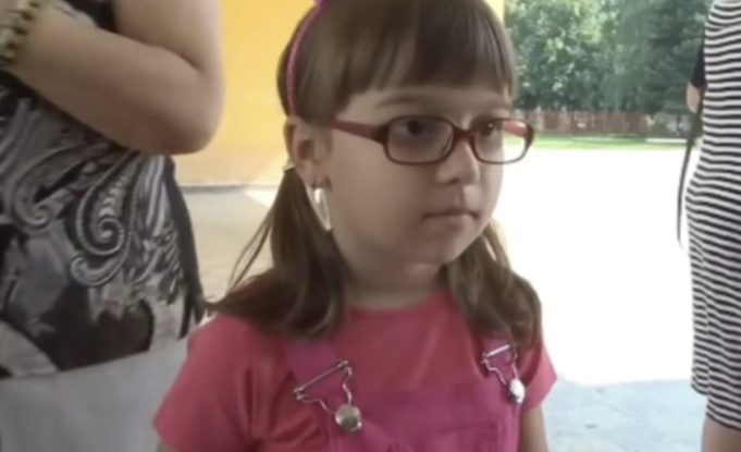 “Znaš li neku pjesmu?”: Pogledajte odgovor djevojčice koji je nasmijao regiju