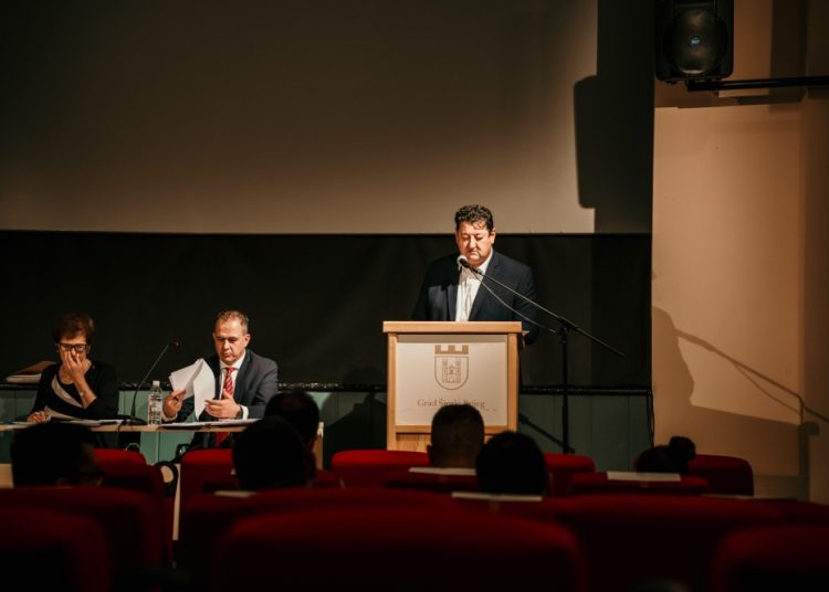 Foto: Grad Široki Brijeg