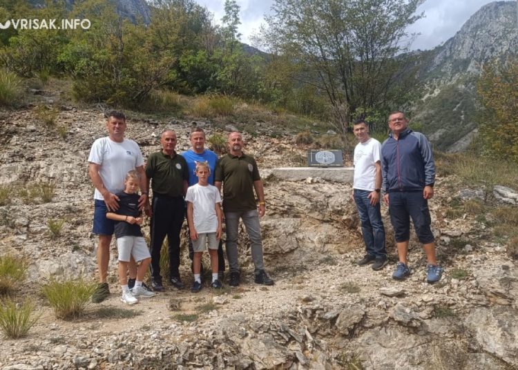 Širokobriježani započeli obilježavanje 32. obljetnice stradanja branitelja iz Uzarića