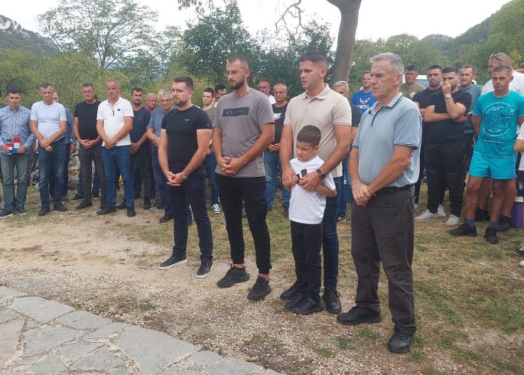 Širokobriježani započeli obilježavanje 32. obljetnice stradanja branitelja iz Uzarića