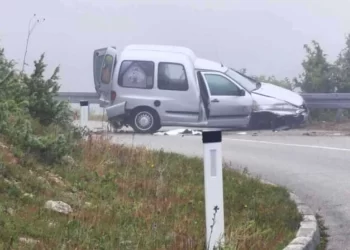 Smrt na cesti Šipovo – Kupres: Vozača usmrtio automobil dok je postavljao trokut