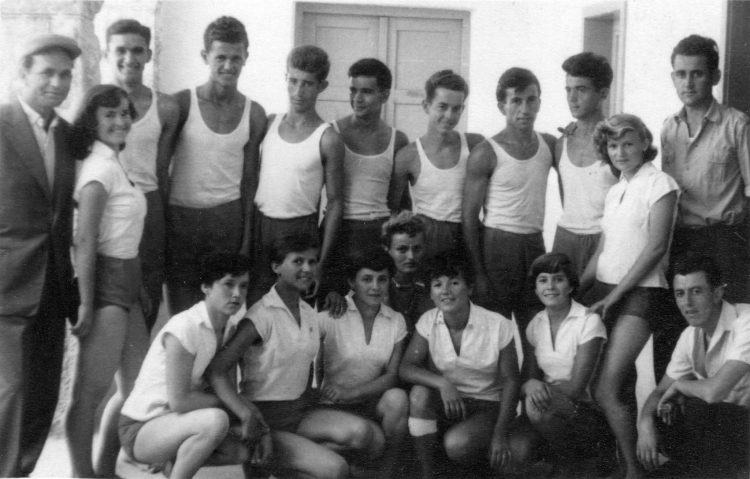 Fotografije iz prošlosti: Članovi DTV “Partizan”, sportskog društva iz Lištice nakon Prvih sreskih partizanskih igara