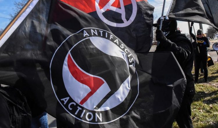 Trump nazvao Antifu terorističkom organizacijom