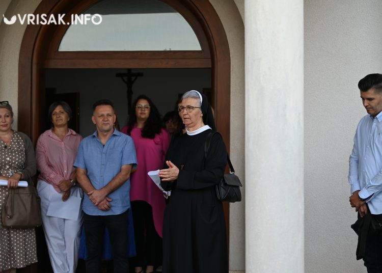 Početak školske godine u ŽZH: Prvašići prvi put u novoj školi na Puringaju