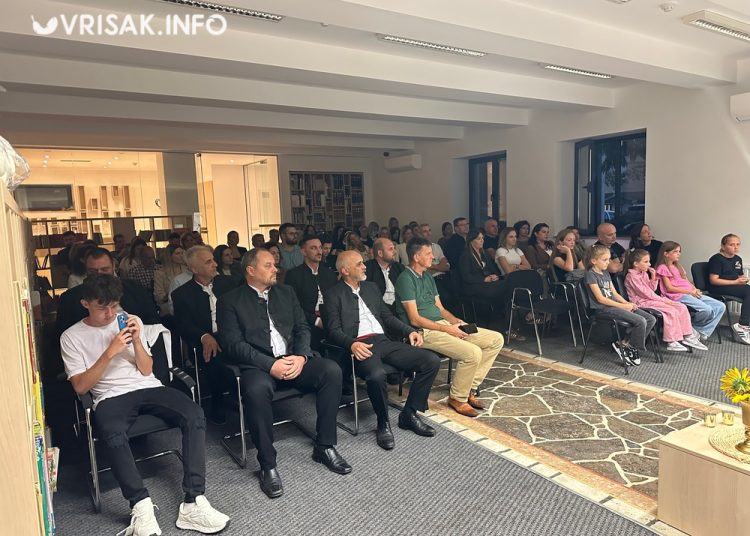 U Širokom Brijegu predstavljena zbirka “Pišem te u srcu” autorice Ana Soldo