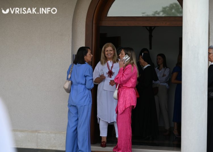 Početak školske godine u ŽZH: Prvašići prvi put u novoj školi na Puringaju