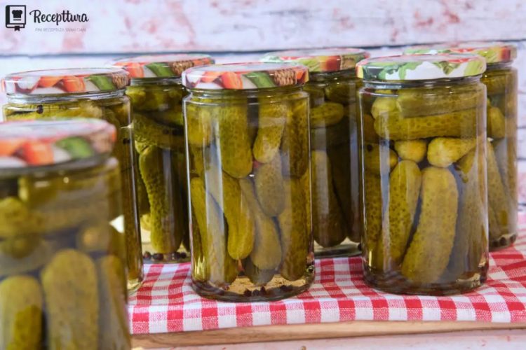 Recept za zimnicu: Domaći kiseli krastavci