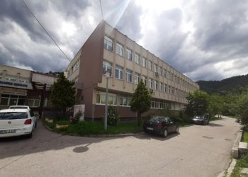 Majka preminulog dječaka iz Konjica pozvala na prosvjed pred bolnicom