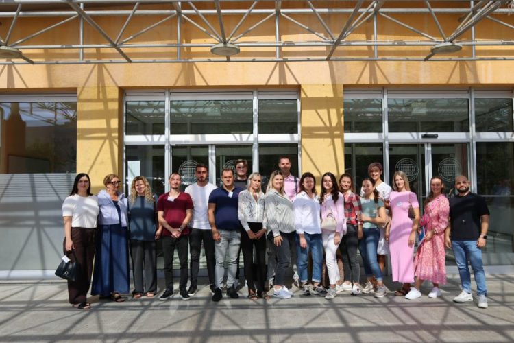 Instruktori iz Hrvatske održali edukaciju u SKB Mostar